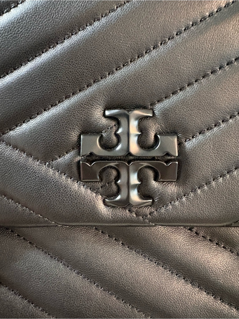 Tory Burch Kira Chevron Powder Coated  Convertible Shoulder Bag - Picture 6 of 12